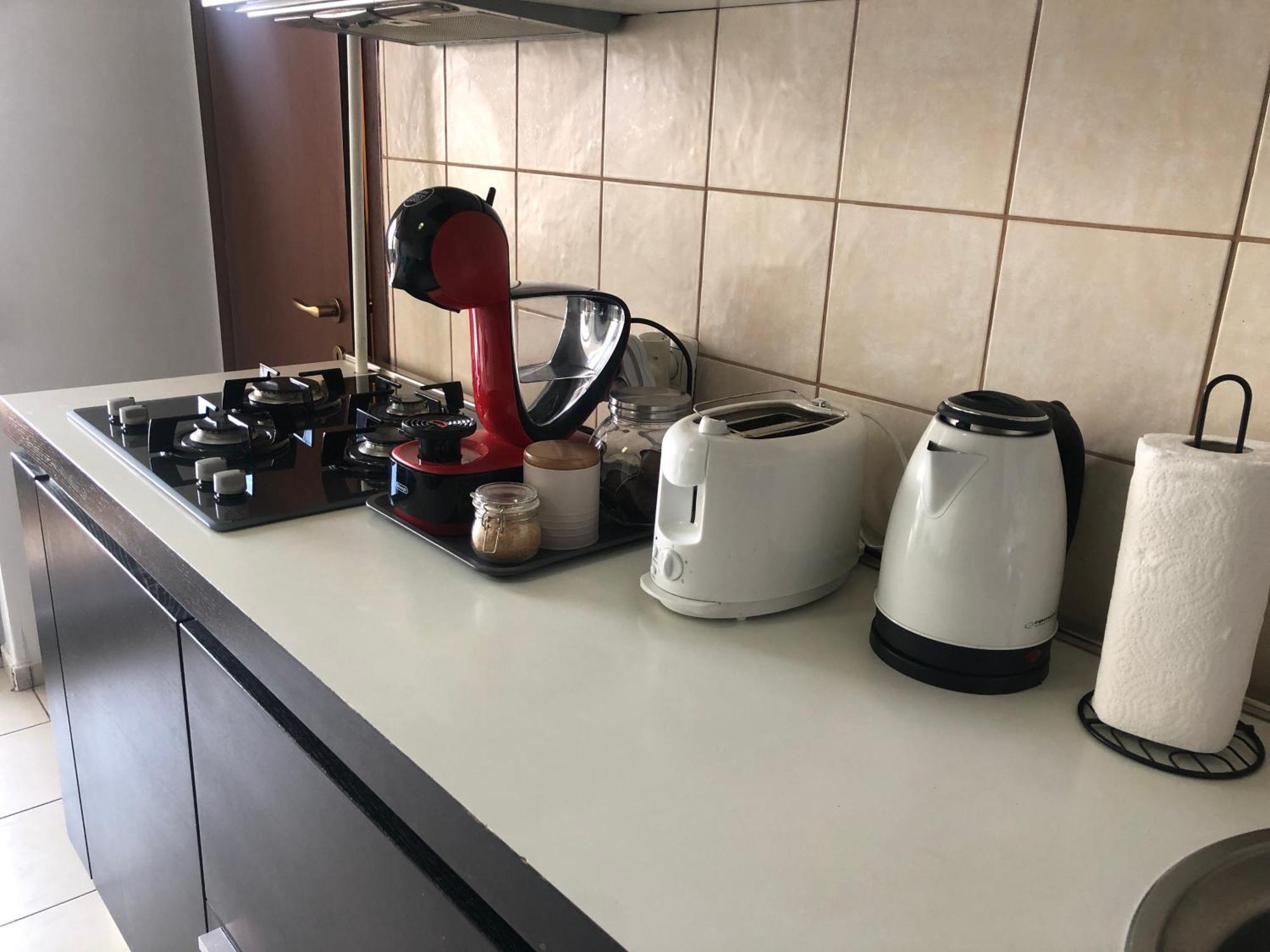 Family Retreat Politehnica Park Apartment Bukares Bagian luar foto